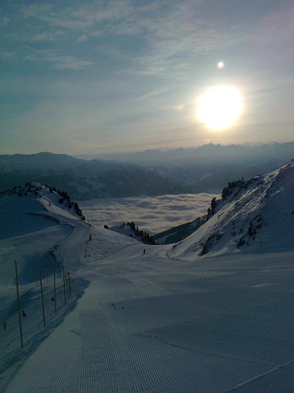 齐勒河谷的里德Studio Hochzillertal Mit Sauna & E-Ladestation公寓 客房 照片